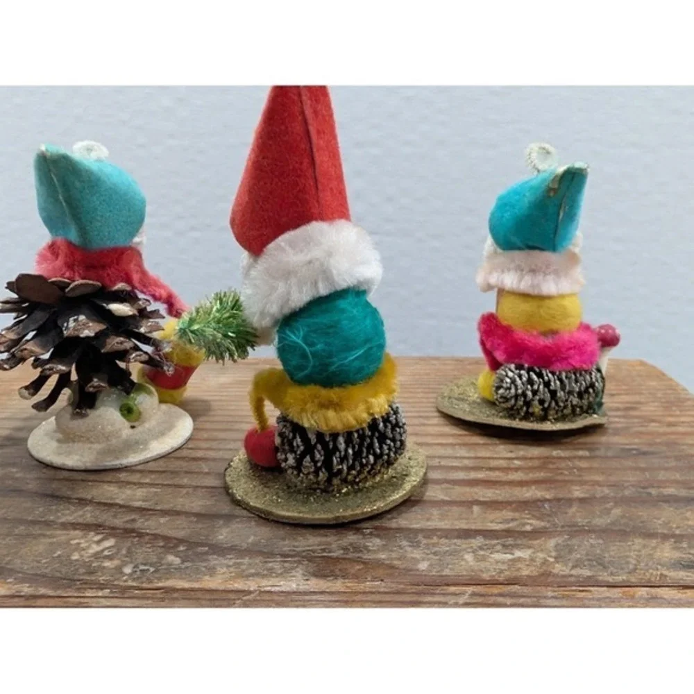 Vintage Japan Pinecone Mini Gnomes Figurines Set of 5 Christmas Holiday Decor‎
